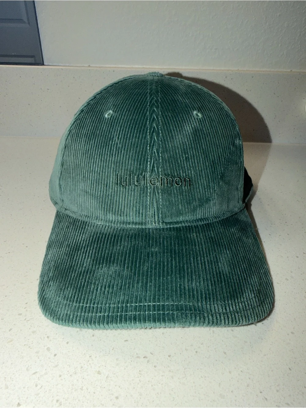 lululemon athletica Medium Forest/Dark Forest Corduroy Men's Cap